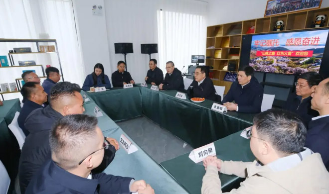 省交通集团党委书记、董事长高浩孟赴四川开展工具部协作走访慰问