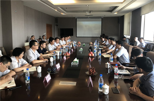 公司董事长袁仁军一行到山西走访调研