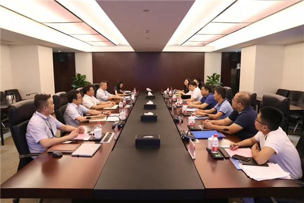 湖南湘投控股集团副总司理郭平一行到我司考察交流