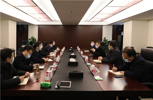 集团公司总司理詹小张一行赴公司调研疫情防控和生产谋划