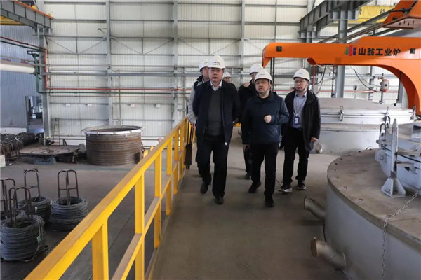 沙钢集团总裁、东北特钢董事长龚盛一行到腾博汇游戏官网新质料公司走访交流