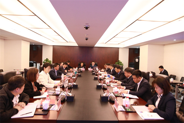 济宁能源党委书记、、、董事长张广宇一行到访我司