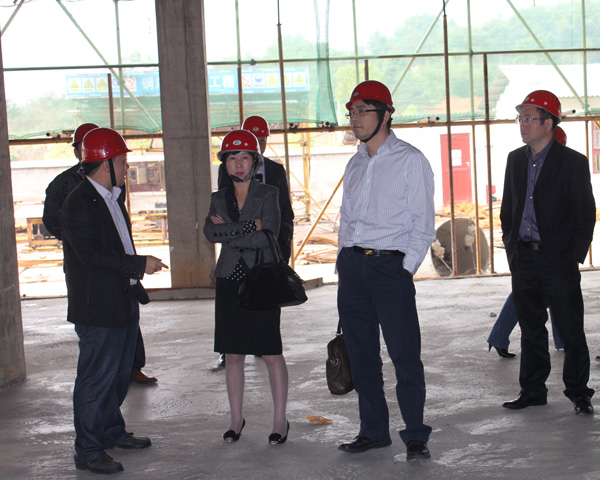 浙江物产集团王露宁副总一行来司考察物流事情