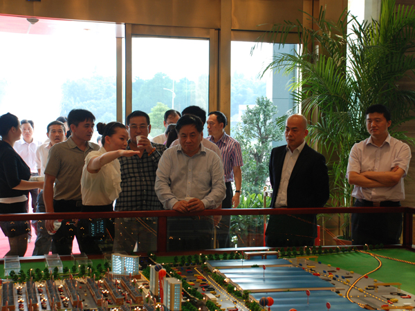 胡江潮董事长视察物产腾博汇游戏官网