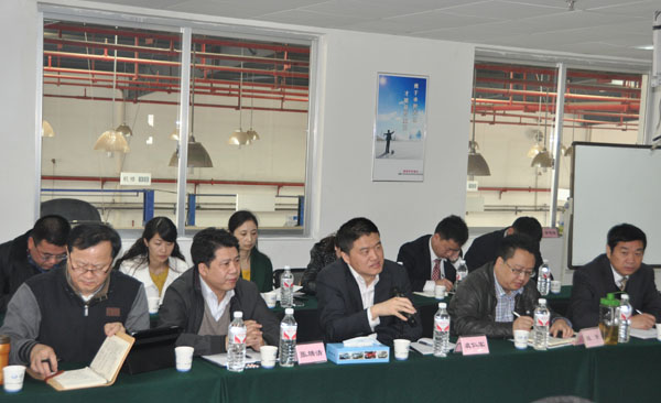 公司召开事业三部2013年岁情聚会