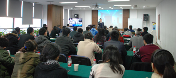 公司召开“加盟代销”专题钻研会