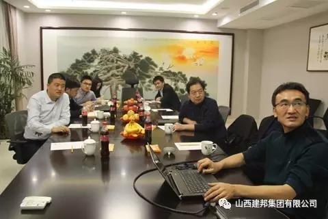 董事长袁仁军、、、副总司理梁靓一行前往建邦集团洽谈相助